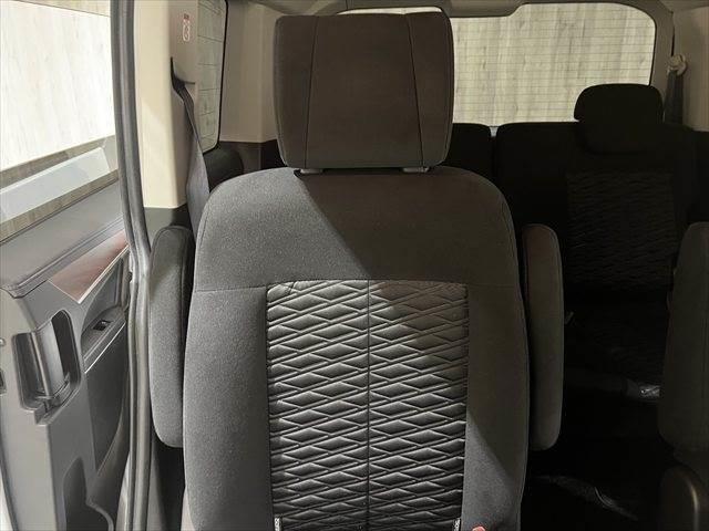 デリカＤ：５ Ｐ　７人乗り　純正１０インチナビ　禁煙車　両側パワースライドドア　全方位カメラ　４ＷＤ　フルセグ　ＬＥＤヘッドライト　シートヒーター　ＥＴＣ　Ｂｌｕｅｔｏｏｔｈ　ミュージックサーバー　レーダークルーズコントロール（59枚目）