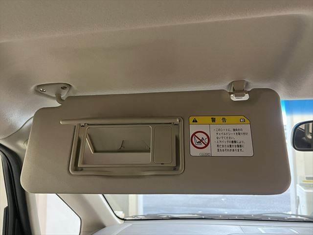 デリカＤ：５ シャモニー　クルーズコントロール　バックカメラ　純正ＨＤＤナビ　両側パワースライドドア　フルセグ　４ＷＤ　ＨＩＤヘッドライト　サイドカメラ　フロントカメラ　スマートキー　フォグランプ　純正１８インチアルミホイール（50枚目）