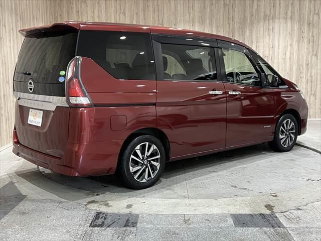 セレナ ＸＶ　プロパイロット　フルセグＴＶ　フリップダウンモニター　全周囲カメラ　両側パワースライドドア　純正１０インチナビ　レーダークルーズコントロール　Ｂｌｕｅｔｏｏｔｈ　シートヒーター　スマートキー（19枚目）