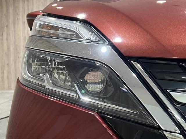 セレナ ＸＶ　プロパイロット　フルセグＴＶ　フリップダウンモニター　全周囲カメラ　両側パワースライドドア　純正１０インチナビ　レーダークルーズコントロール　Ｂｌｕｅｔｏｏｔｈ　シートヒーター　スマートキー（23枚目）