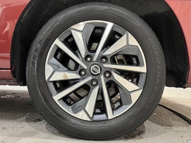 セレナ ＸＶ　プロパイロット　フルセグＴＶ　フリップダウンモニター　全周囲カメラ　両側パワースライドドア　純正１０インチナビ　レーダークルーズコントロール　Ｂｌｕｅｔｏｏｔｈ　シートヒーター　スマートキー（27枚目）