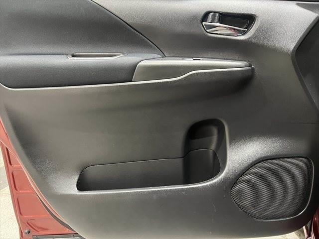 セレナ ＸＶ　プロパイロット　フルセグＴＶ　フリップダウンモニター　全周囲カメラ　両側パワースライドドア　純正１０インチナビ　レーダークルーズコントロール　Ｂｌｕｅｔｏｏｔｈ　シートヒーター　スマートキー（60枚目）