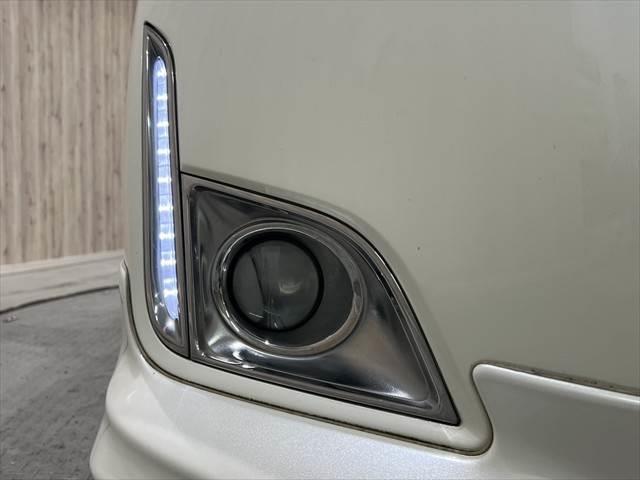 NISSAN ELGRAND 250HIGHWAY STAR BLACK LEATHER