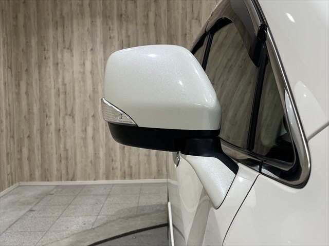 NISSAN ELGRAND 250HIGHWAY STAR BLACK LEATHER