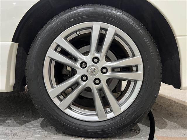 NISSAN ELGRAND 250HIGHWAY STAR BLACK LEATHER
