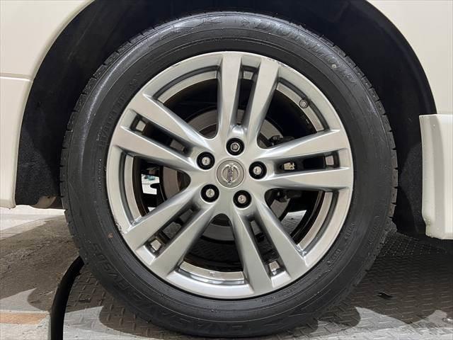 NISSAN ELGRAND 250HIGHWAY STAR BLACK LEATHER