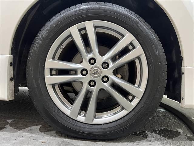 NISSAN ELGRAND 250HIGHWAY STAR BLACK LEATHER