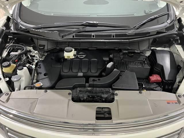 NISSAN ELGRAND 250HIGHWAY STAR BLACK LEATHER