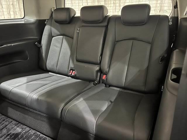 NISSAN ELGRAND 250HIGHWAY STAR BLACK LEATHER