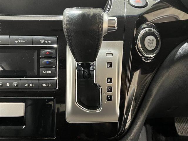 NISSAN ELGRAND 250HIGHWAY STAR BLACK LEATHER