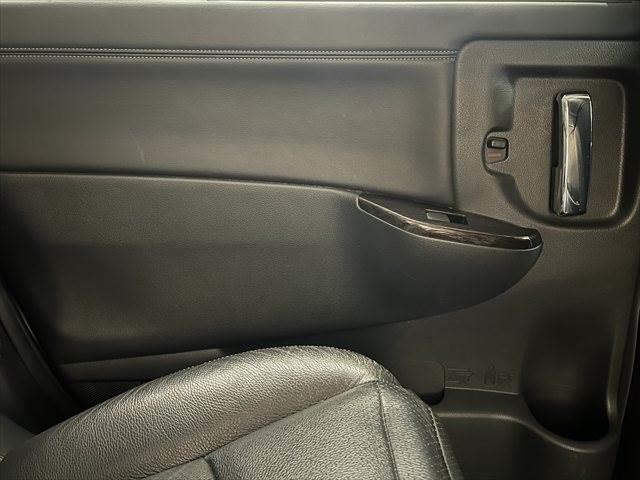 NISSAN ELGRAND 250HIGHWAY STAR BLACK LEATHER