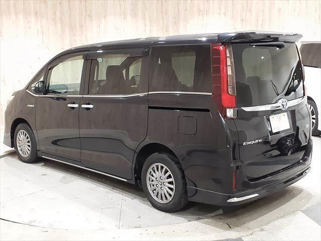 エスクァイア ハイブリッドGi 両側パワースライドドア LEDヘッドライト 本革シート 禁煙車 シートヒーター クルーズコントロール 純正9インチナビ フルセグTV Bluetooth バックカメラ スマートキー 盗難防止装置(19枚目)