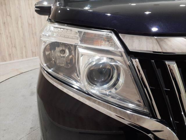 エスクァイア ハイブリッドGi 両側パワースライドドア LEDヘッドライト 本革シート 禁煙車 シートヒーター クルーズコントロール 純正9インチナビ フルセグTV Bluetooth バックカメラ スマートキー 盗難防止装置(22枚目)