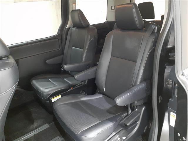 エスクァイア ハイブリッドGi 両側パワースライドドア LEDヘッドライト 本革シート 禁煙車 シートヒーター クルーズコントロール 純正9インチナビ フルセグTV Bluetooth バックカメラ スマートキー 盗難防止装置(34枚目)