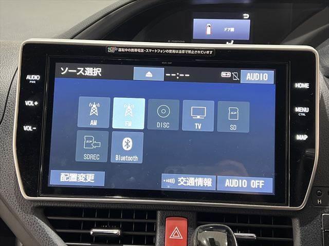 TOYOTA ESQUIRE GI PREMIUM PACKAGE BLACK TAILORED