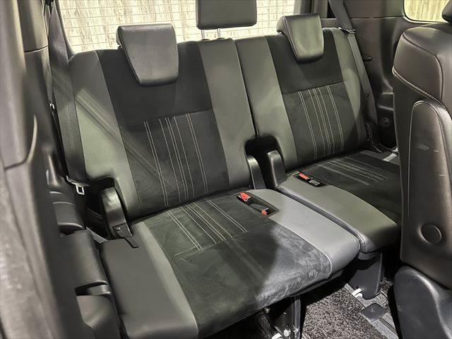 TOYOTA ESQUIRE GI PREMIUM PACKAGE BLACK TAILORED