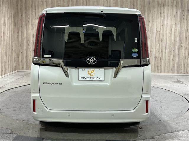 TOYOTA ESQUIRE GI PREMIUM PACKAGE BLACK TAILORED