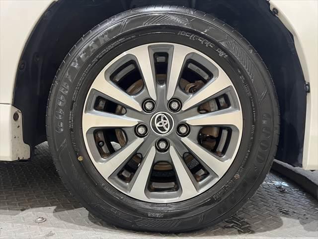 TOYOTA ESQUIRE GI PREMIUM PACKAGE BLACK TAILORED