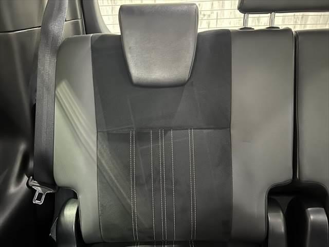 TOYOTA ESQUIRE GI PREMIUM PACKAGE BLACK TAILORED