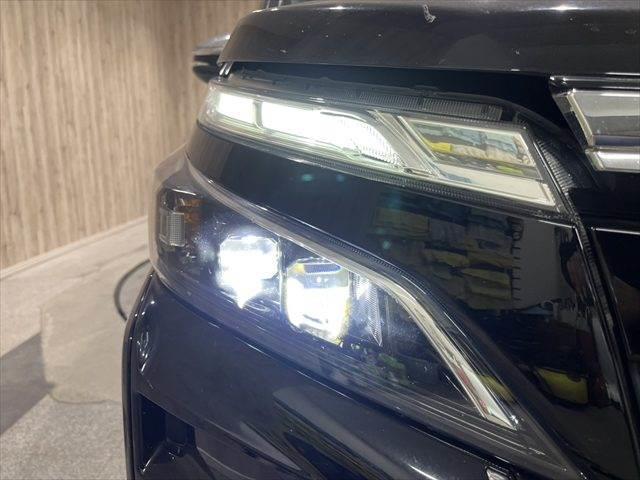 ヴォクシー ハイブリッドZS 煌 純正9インチナビ クルーズコントロール 両側パワースライドドア 禁煙車 ETC Bluetooth バックカメラ シートヒーター LEDヘッドライト スマートキー 衝突軽減ブレーキ(32枚目)