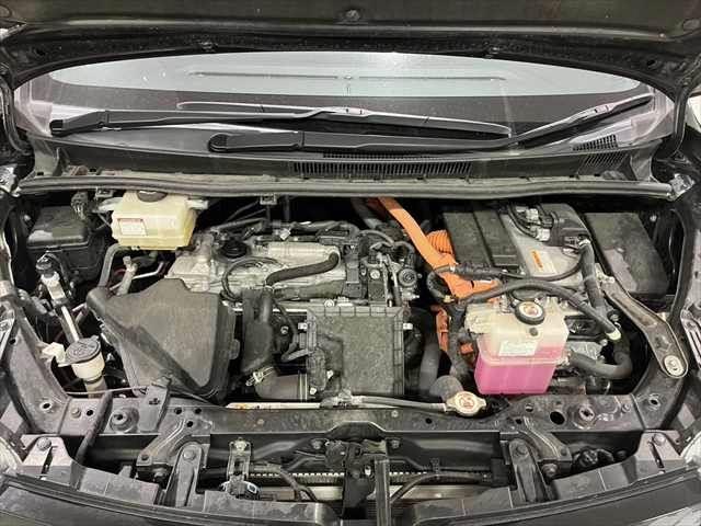 ヴォクシー ハイブリッドZS 煌 純正9インチナビ クルーズコントロール 両側パワースライドドア 禁煙車 ETC Bluetooth バックカメラ シートヒーター LEDヘッドライト スマートキー 衝突軽減ブレーキ(34枚目)