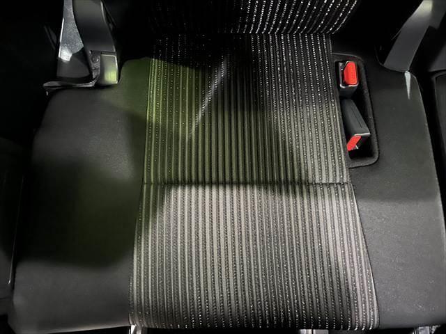 ヴォクシー ハイブリッドZS 煌 純正9インチナビ クルーズコントロール 両側パワースライドドア 禁煙車 ETC Bluetooth バックカメラ シートヒーター LEDヘッドライト スマートキー 衝突軽減ブレーキ(60枚目)