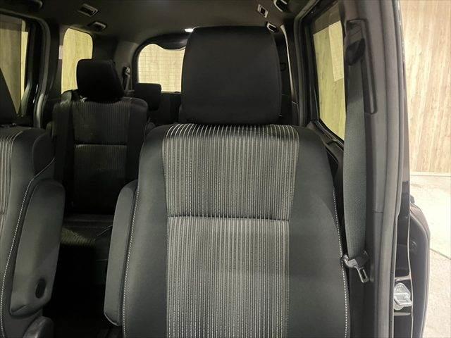 ヴォクシー ハイブリッドZS 煌 純正9インチナビ クルーズコントロール 両側パワースライドドア 禁煙車 ETC Bluetooth バックカメラ シートヒーター LEDヘッドライト スマートキー 衝突軽減ブレーキ(62枚目)