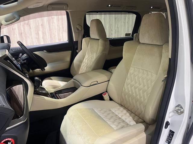 TOYOTA ALPHARD HYBRID G