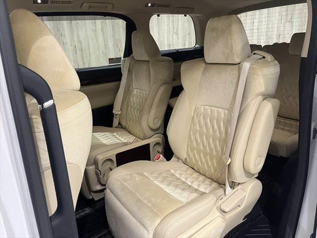 TOYOTA ALPHARD HYBRID G