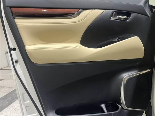 TOYOTA ALPHARD HYBRID G