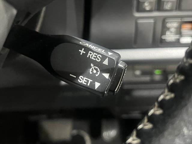 ヴォクシー ZS 煌 両側パワースライドドア 純正9インチナビ フリップダウンモニター 禁煙車 クルーズコントロール フルセグTV Bluetooth LEDヘッドライト バックカメラ ETC ドライブレコーダー(43枚目)