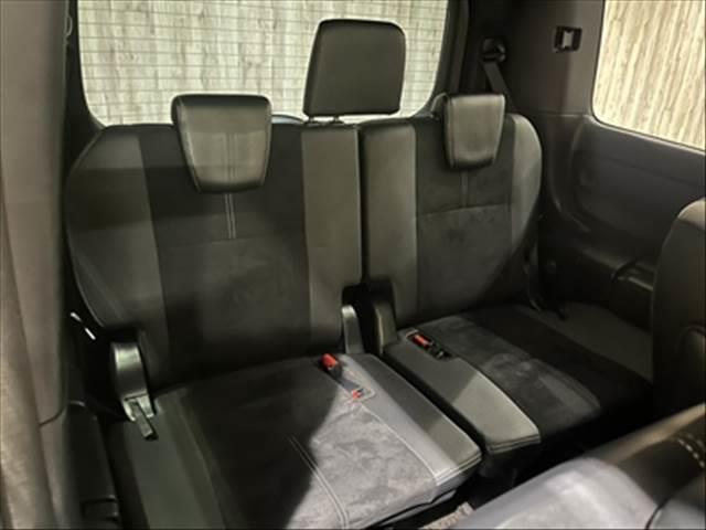 ヴォクシー ZS GRスポーツ クルーズコントロール 両側パワースライドドア LEDヘッドライト 禁煙車 ダブルエアコン 純正18インチアルミホイール スマートキー 衝突軽減ブレーキ Bluetooth 地デジTV プッシュスタート(8枚目)