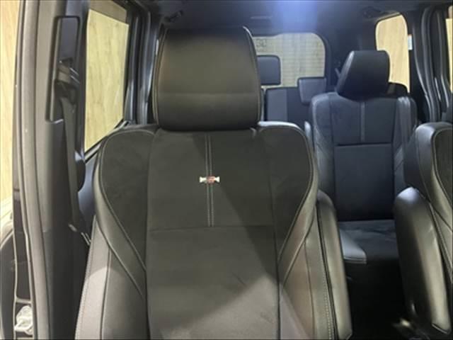 ヴォクシー ZS GRスポーツ クルーズコントロール 両側パワースライドドア LEDヘッドライト 禁煙車 ダブルエアコン 純正18インチアルミホイール スマートキー 衝突軽減ブレーキ Bluetooth 地デジTV プッシュスタート(54枚目)