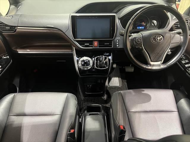 TOYOTA ESQUIRE HYBRID GI