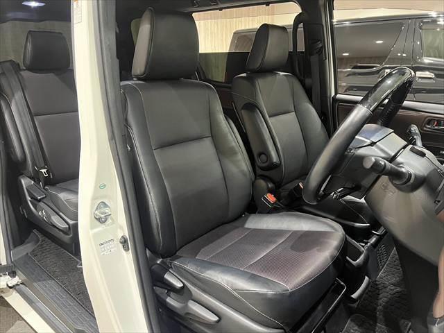 TOYOTA ESQUIRE HYBRID GI