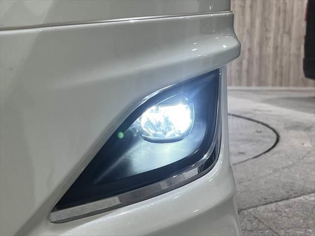 TOYOTA ESQUIRE HYBRID GI