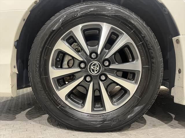 TOYOTA ESQUIRE HYBRID GI