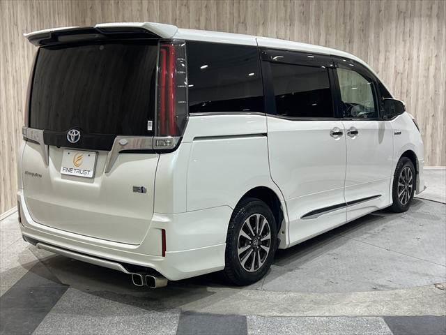 TOYOTA ESQUIRE HYBRID GI