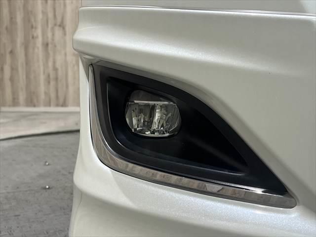 TOYOTA ESQUIRE HYBRID GI