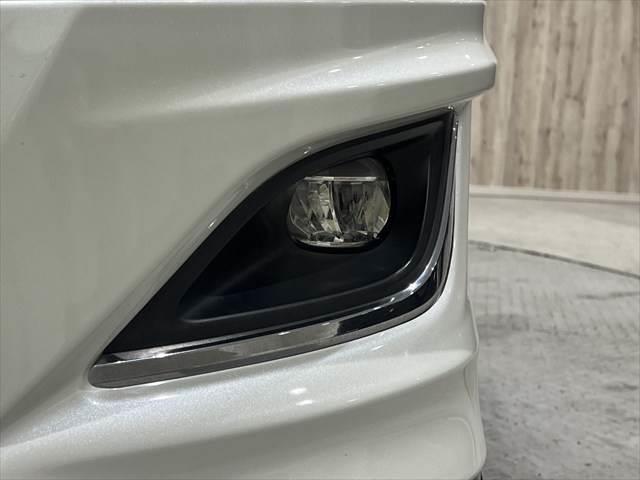 TOYOTA ESQUIRE HYBRID GI