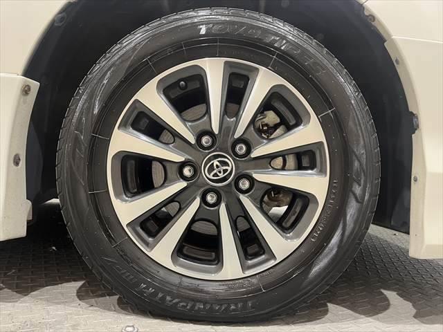 TOYOTA ESQUIRE HYBRID GI