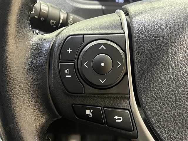 TOYOTA ESQUIRE HYBRID GI