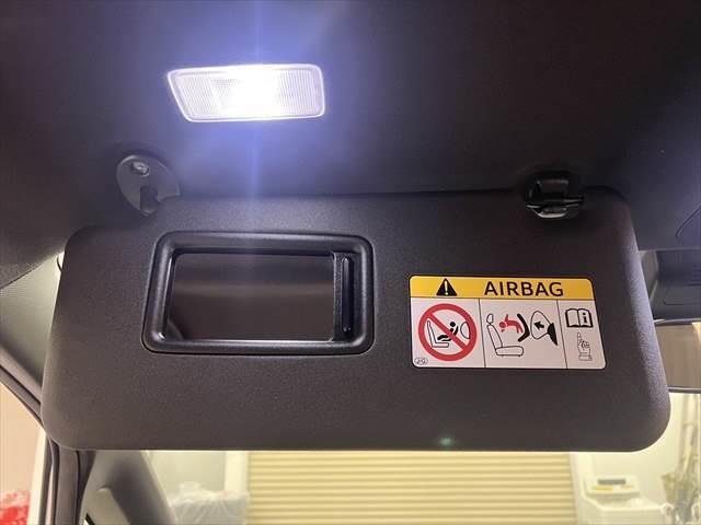 TOYOTA ESQUIRE HYBRID GI