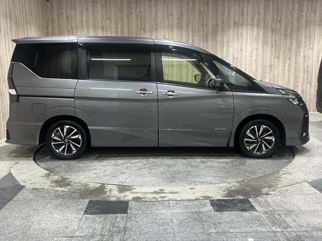 セレナ ハイウェイスターV メモリーナビ フルセグTV Bluetooth 両側パワースライドドア HIDヘッドライト バックカメラ ETC クルーズコントロール シートヒーター スマートキー 電動格納ミラー パワーウィンドウ(17枚目)