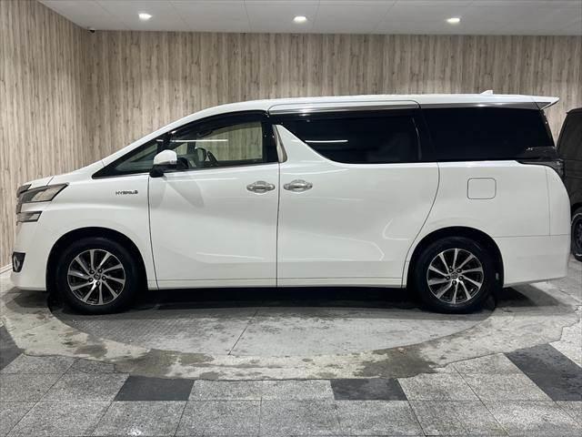 ヴェルファイアハイブリッド エグゼクティブラウンジ JBLサウンド 純正JBLナビ フリップダウンモニター フルセグTV 全周囲カメラ 両側パワースライドドア 禁煙車 電動リアゲート Bluetooth レーダークルーズコントロール 衝突軽減ブレーキ(24枚目)