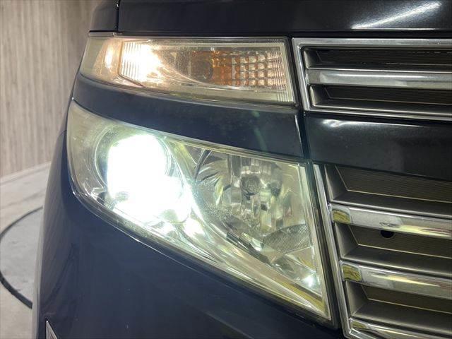 エルグランド 250ハイウェイスター 純正HDDナビ 全周囲カメラ フリップダウンモニター HIDヘッドライト サンルーフ 両側パワースライドドア フルセグTV Bluetooth 禁煙車 スマートキー コーナーセンサー(32枚目)