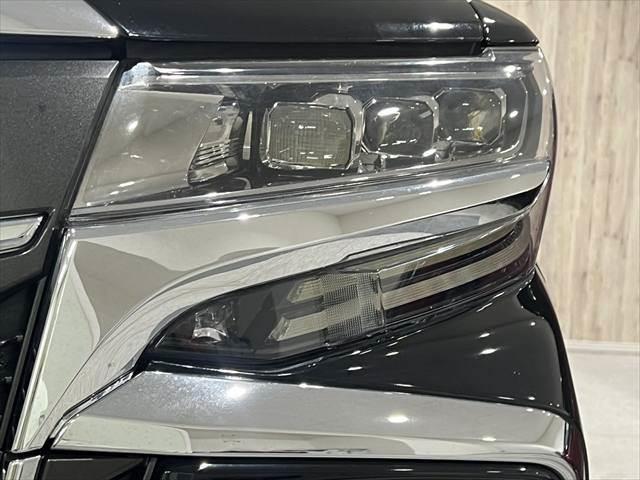 アルファード ２．５Ｓ　Ｃパッケージ　純正ＨＤＤナビ　全周囲カメラ　フリップダウンモニター　ＨＩＤヘッドライト　サンルーフ　両側パワースライドドア　フルセグＴＶ　Ｂｌｕｅｔｏｏｔｈ　禁煙車　スマートキー　コーナーセンサー（26枚目）