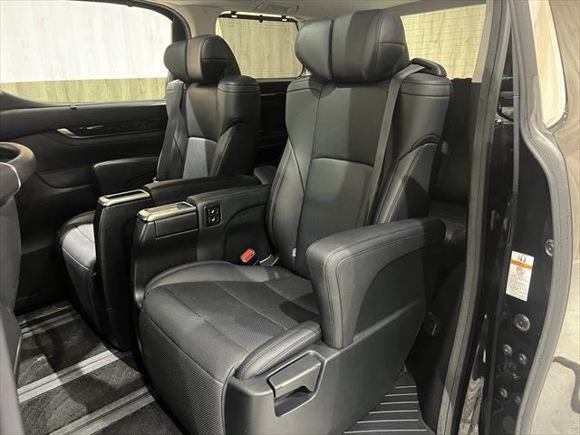 アルファード ２．５Ｓ　Ｃパッケージ　純正ＨＤＤナビ　全周囲カメラ　フリップダウンモニター　ＨＩＤヘッドライト　サンルーフ　両側パワースライドドア　フルセグＴＶ　Ｂｌｕｅｔｏｏｔｈ　禁煙車　スマートキー　コーナーセンサー（39枚目）