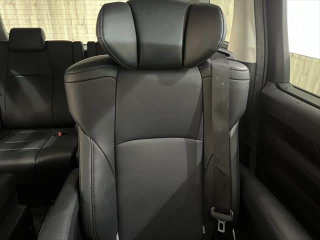 アルファード ２．５Ｓ　Ｃパッケージ　純正ＨＤＤナビ　全周囲カメラ　フリップダウンモニター　ＨＩＤヘッドライト　サンルーフ　両側パワースライドドア　フルセグＴＶ　Ｂｌｕｅｔｏｏｔｈ　禁煙車　スマートキー　コーナーセンサー（68枚目）