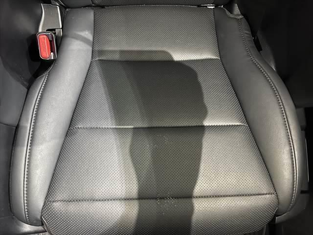 アルファード ２．５Ｓ　Ｃパッケージ　純正ＨＤＤナビ　全周囲カメラ　フリップダウンモニター　ＨＩＤヘッドライト　サンルーフ　両側パワースライドドア　フルセグＴＶ　Ｂｌｕｅｔｏｏｔｈ　禁煙車　スマートキー　コーナーセンサー（69枚目）